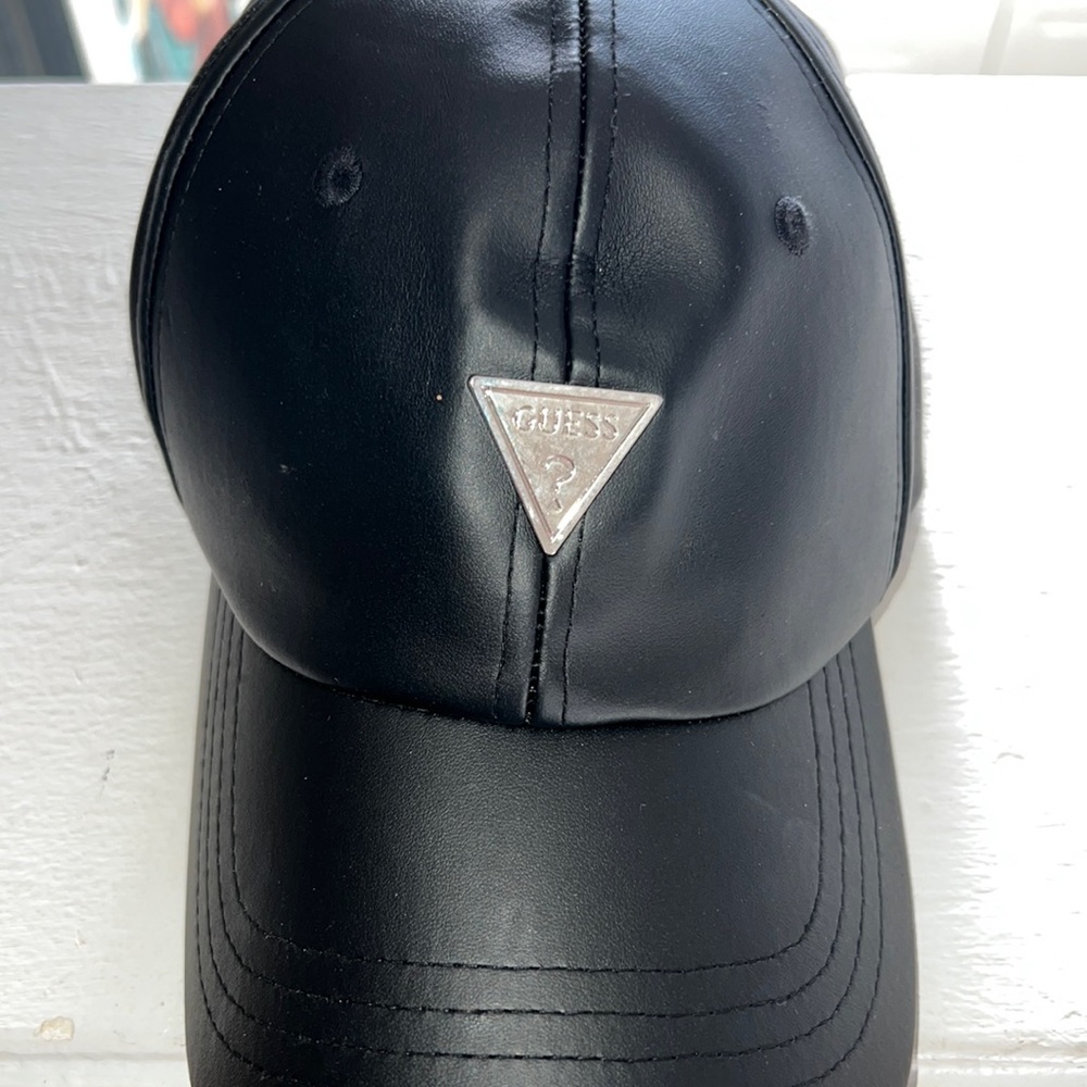 Faux leather black guess hat